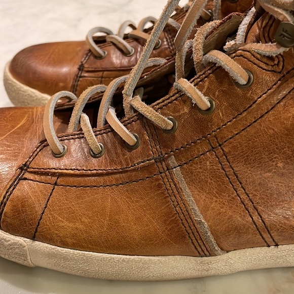 Frye Hightop Brown Sneaker - Picture 3 of 13